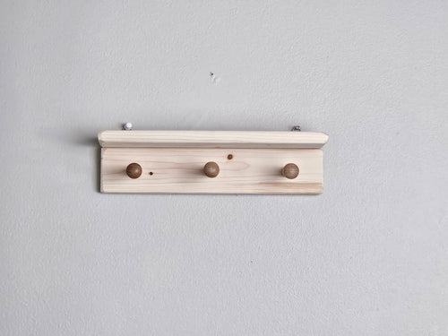 Small Medal Holder / Leash Holder